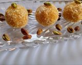 A picture of step 6 of Mango coconut ladoo.