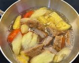 Hình bước làm 3 của món Canh Chua Chả Cá Hố, Rau Sam, Bông Giờ