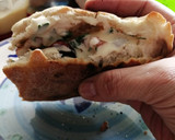 Foto del paso 3 de la receta: Choripan con pebre y mayo