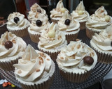 Foto del paso 7 de la receta: Cupcakes de turrón