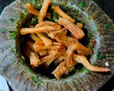 A picture of step 5 of Khatti teekhi chutney.