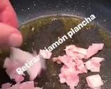 Foto del paso 2 de la receta: Arroz frito tres delicias