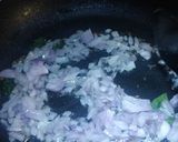A picture of step 2 of Soya chunks fry.