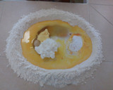 Foto del paso 1 de la receta: Pastel relleno de queso y azúcar