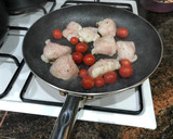 Foto del paso 6 de la receta: Rape a la plancha con judías verdes con patata, chalotas y tomate cherry