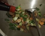 Foto langkah ke 3 dari resep Kwetiau Goreng Seafood.