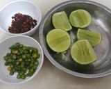 รูปขั้นตอนการทำที่ 2 ของ ยำขนมจีน ปลาทูฟู