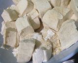 Foto langkah ke 2 dari resep Tahu Goreng Sambal Dabu-dabu.