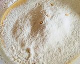 A picture of step 5 of Milk tea chiffon cake.