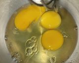 Foto del paso 2 de la receta: Bizcochuelo de limón y amapolas 🍋✨