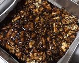 Foto langkah ke 4 dari resep Kek Batik Malaysia.