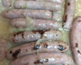 Foto del paso 6 de la receta: Salchichas al vino