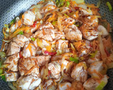 Foto del paso 5 de la receta: Suprema con vegetales y salsa de soja