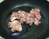 รูปขั้นตอนการทำที่ 2 ของ หมูกระเทียมพริกไทย