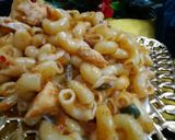 A picture of step 5 of Chicken tikka macaroni.