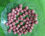 Foto langkah ke 1 dari resep Sop Pentol Daging Giling.