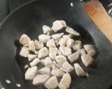 A picture of step 3 of Mongolian Chicken.