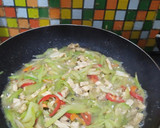 Foto langkah ke 4 dari resep Tumis Labu Tempe.