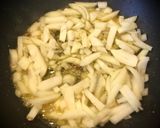 Foto del paso 4 de la receta: Pollo con pasas al Moscatel