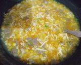 Foto langkah ke 3 dari resep 046. Sup Jagung Wortel Telur.