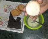 A picture of step 2 of Choco pie.