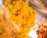 A picture of step 5 of Mango Kalakand.