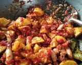 Foto langkah ke 3 dari resep Sambal Kentang Baby Cumi Asin.