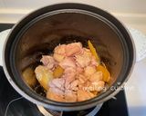 鑄鐵鍋麻油雞炊飯的食譜步驟4照片