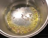 A picture of step 4 of Salmon Risotto with Prawns.