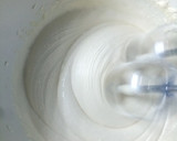 A picture of step 4 of Dates ice cream.