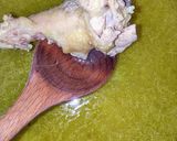 Foto del paso 4 de la receta: Pollo de corral en pepitoria "Receta de la abuela"🐓🐓