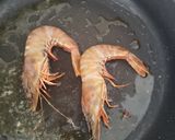 Foto del paso 4 de la receta Arroz con Rape y Langostino Tigre a la Paella Terminado en el Horno