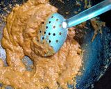 A picture of step 9 of Palak paneer.