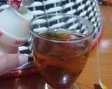 Foto langkah ke 2 dari resep 110. Yakult Tea.
