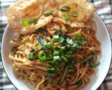 Foto langkah ke 3 dari resep Kwetiaw goreng d'jowo.