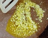 Foto langkah ke 1 dari resep Nasi Gurih Daun Jeruk.