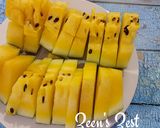 A picture of step 3 of Aarohi Yellow Watermelon Triangles.