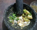 Foto del paso 4 de la receta: Salsa verde ranchera bien brava con pulque o tequila