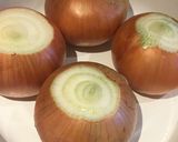 A picture of step 1 of Whole Roasted Onions.