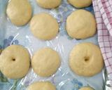 Foto langkah ke 6 dari resep Donat Empuk Montok.