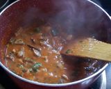 A picture of step 4 of Mushroom masala.