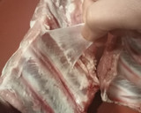 Foto del paso 3 de la receta: Costilla de cerdo al horno con guarnición de patatas