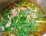 Hình bước làm 4 của món Lẩu gà lá giang