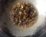 Foto langkah ke 2 dari resep Kerang Goreng Mentega.