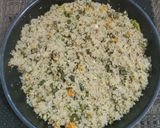 கீன்வா காய்கறிகள் உப்புமா(quinoa veg upma recipe in tamil) ரெசிபி ஸ்டேப் 5 புகைப்படம்