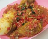 Foto langkah ke 2 dari resep Balado ayam telur.