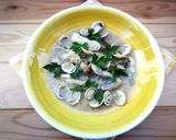 Foto del paso 5 de la receta Bacalao con chirlas en salsa al vino blanco para la Semana Santa