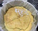 A picture of step 4 of Glutinous Rice (Mochi) Cake.
