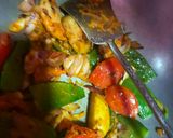 শিম আলু বড়ি দিয়ে কাতলা মাছ (shim aloo bori diye katla mach recipe in Bengali) রেসিপির ধাপ 3 ছবি
