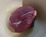 Foto del paso 1 de la receta: Carne Estilo Oriental con Crema de Cebollín e Hinojos Salteados